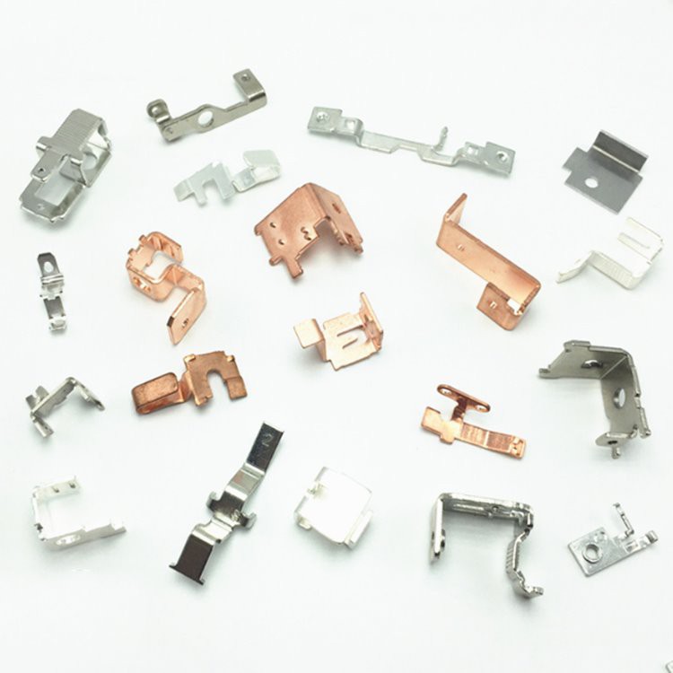 Présalkatrészek bélyegzése